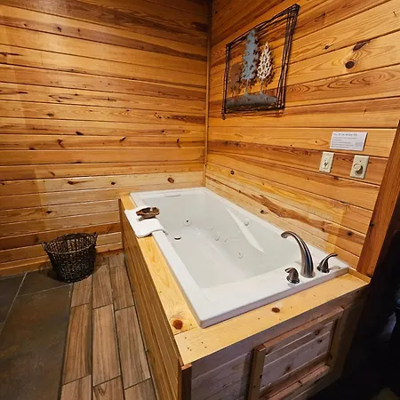 2 Min To Beaver Lakeking Bedfirepitjetted Tub Eureka Springs Exterior foto