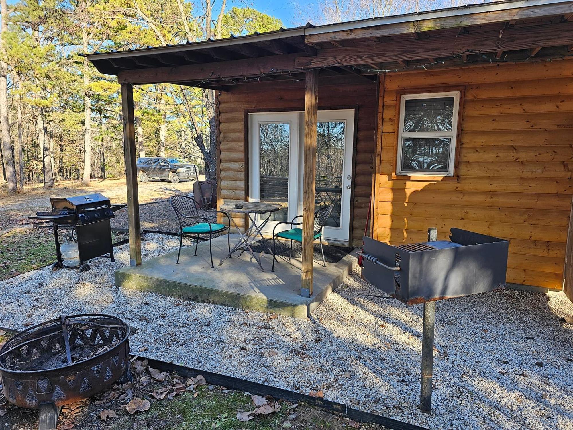 2 Min To Beaver Lakeking Bedfirepitjetted Tub * Eureka Springs